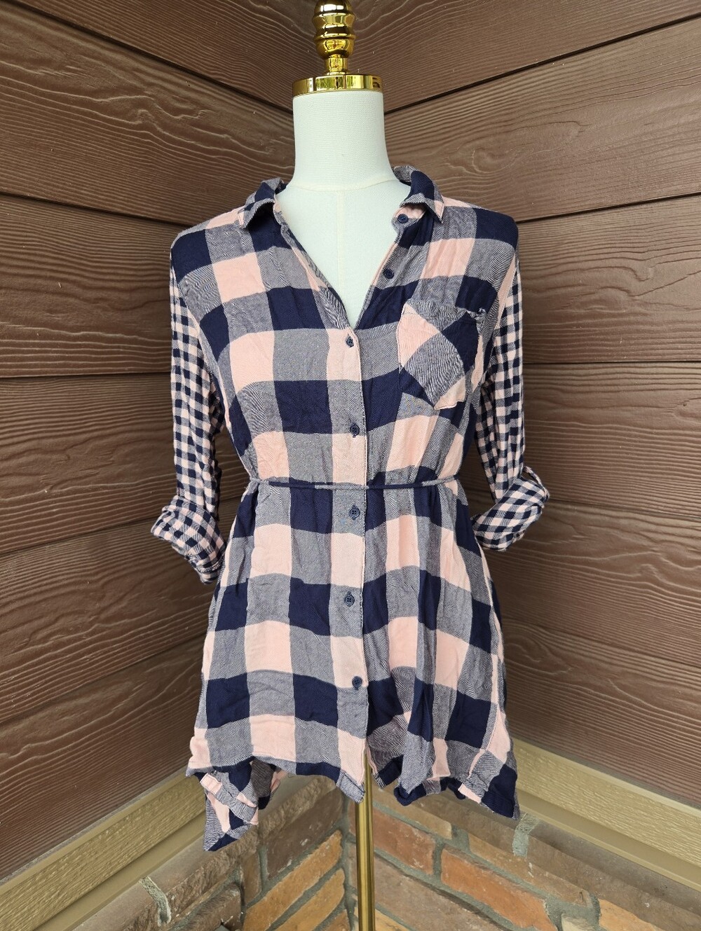Motherhood Maternity Plaid Button‑Front Tunic Top – Women’s Small
